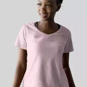 t-shirt-mockup-of-a-woman-at-a-photo-studio-r9838 (4)