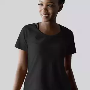 t-shirt-mockup-of-a-woman-at-a-photo-studio-r9838 (7)